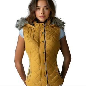 Active USA Burnt Yellow Faux Fur Hooded Quilted Vest S-M